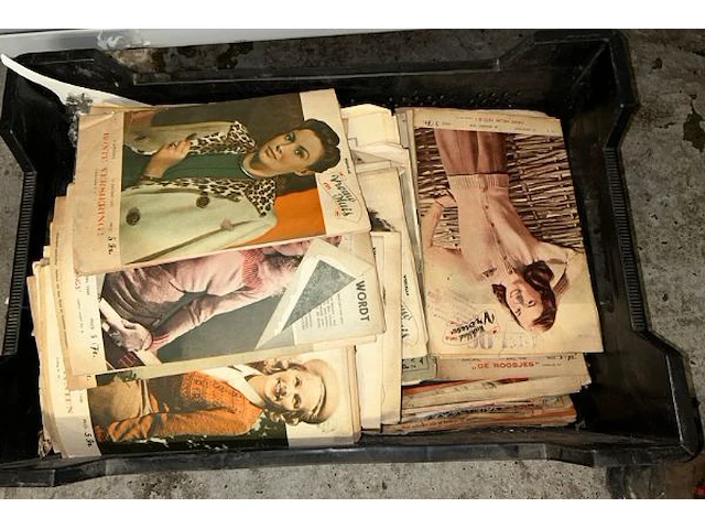Oude magazines - afbeelding 2 van  3