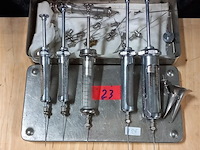 Oude medisch materiaal