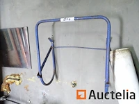 Oude oliepomp, muur gemonteerde decoiler - afbeelding 2 van  5