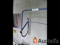 Oude oliepomp, muur gemonteerde decoiler - afbeelding 4 van  5