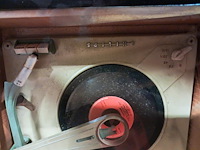 Oude philipps radio + platenspeler radio werkt,platenspeler niet - afbeelding 7 van  8