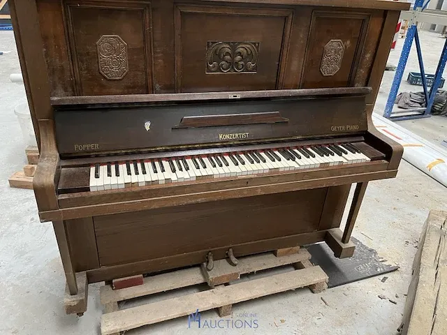 Oude piano - afbeelding 2 van  8
