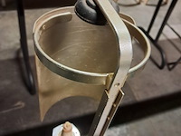 Oude ricardhouder in metaal - afbeelding 4 van  6