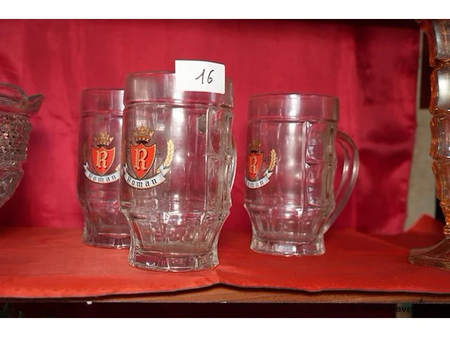 Oude roman bierpullen - afbeelding 1 van  1