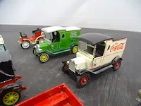 Oude speelgoed auto's - afbeelding 4 van  7