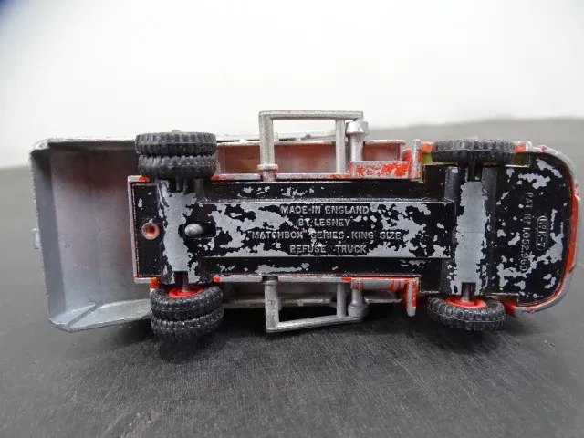 Oude speelgoed auto's - afbeelding 7 van  7