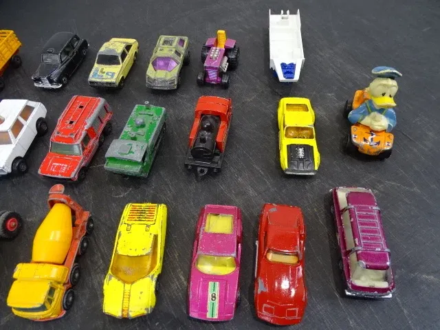 Oude speelgoed auto's - afbeelding 4 van  6
