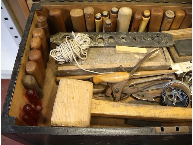 Oude timmerman trolley - afbeelding 4 van  10