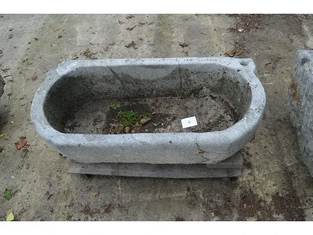 Oude trog 140x55x35 - afbeelding 4 van  5