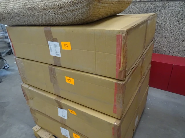 Outdoor jute poef - afbeelding 3 van  4