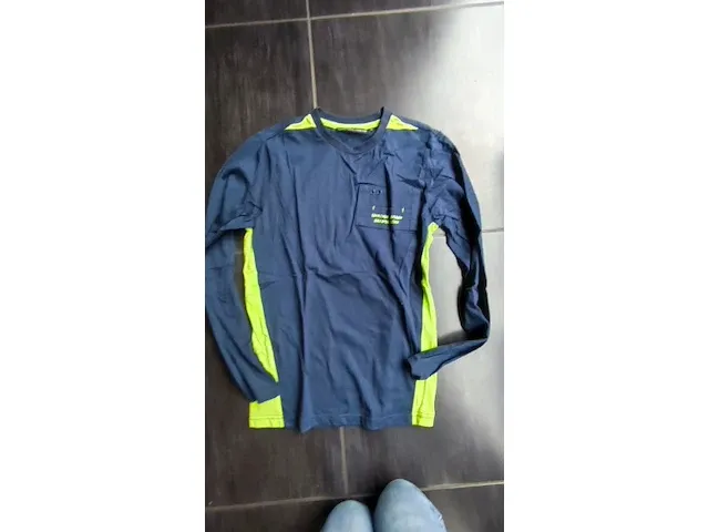 Outfitters nation small - afbeelding 1 van  3