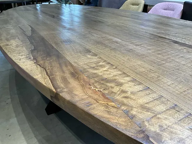 Ovale mangohouten eetkamertafel - afbeelding 6 van  7