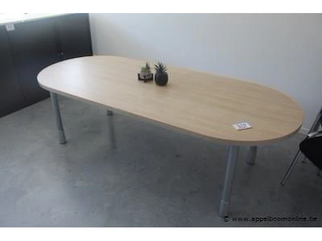 Ovale tafel afm 240x100cm - afbeelding 1 van  2