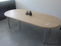 Ovale tafel afm 240x100cm - afbeelding 1 van  2