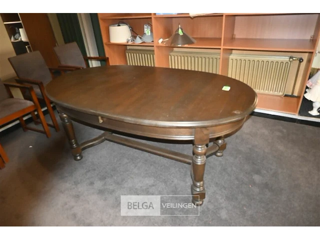 Ovale tafel - afbeelding 1 van  1