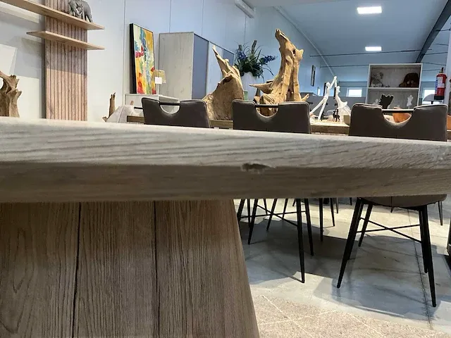Ovalen eetkamertafel - afbeelding 6 van  8