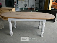 Ovalen houten tafel - afbeelding 2 van  5