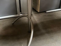 Ovalen tafel - afbeelding 3 van  3