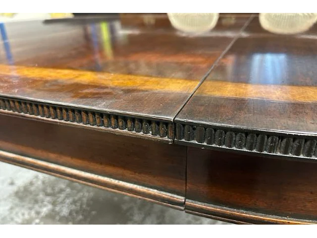 Ovalen tafel - afbeelding 3 van  6
