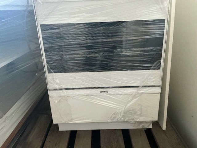 Oven gemonteerd in meubel - afbeelding 4 van  8
