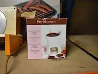 Oven moulinex o30, elektrisch broodsnijmachine, elektrische tafelbarbecue tefal, chocolade fondueset - afbeelding 8 van  8