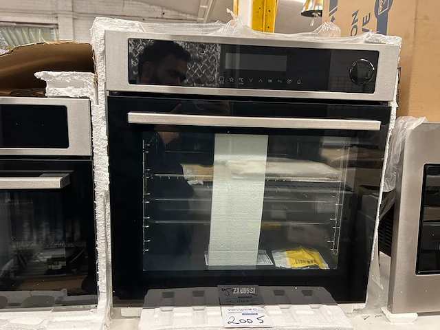 Oven zanussi steamkast - afbeelding 1 van  7