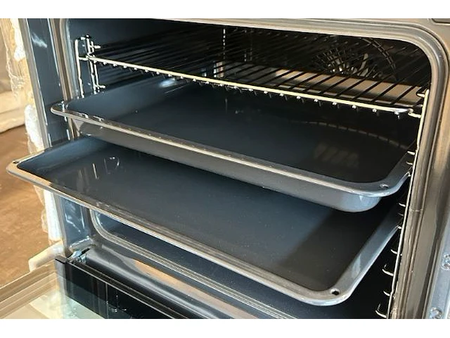 Oven zanussi - afbeelding 3 van  6