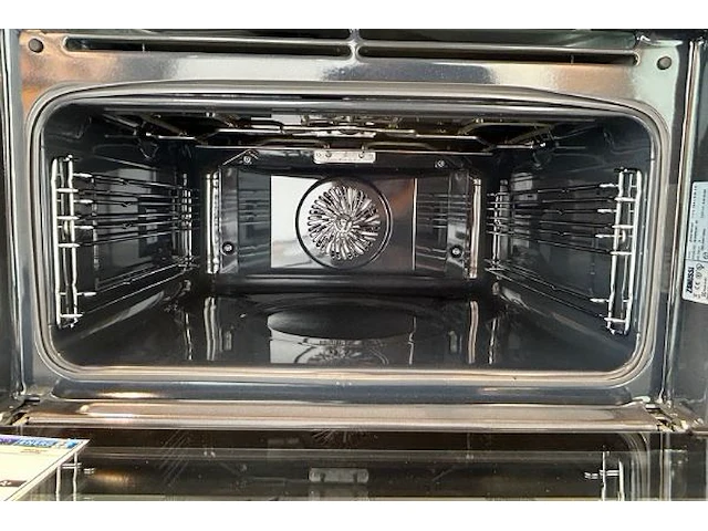 Oven zanussi - afbeelding 3 van  8