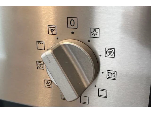 Oven zanussi - afbeelding 6 van  8