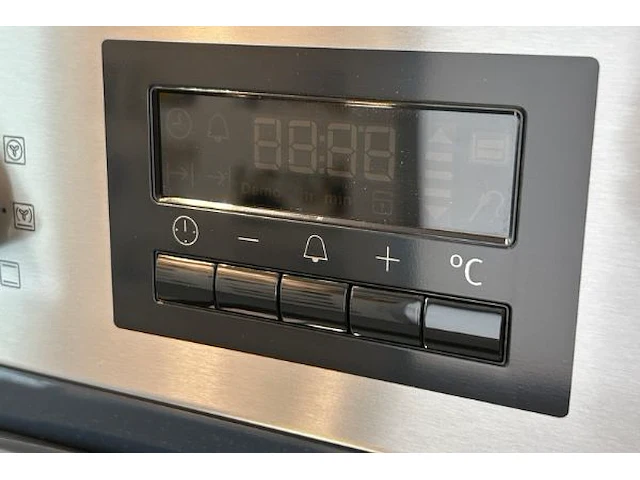 Oven zanussi - afbeelding 8 van  8