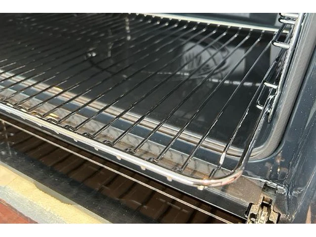 Oven zanussi - afbeelding 3 van  8