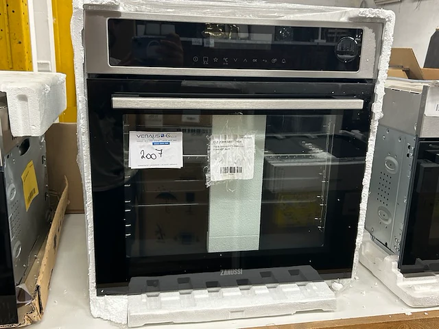 Oven zanussi - afbeelding 1 van  5