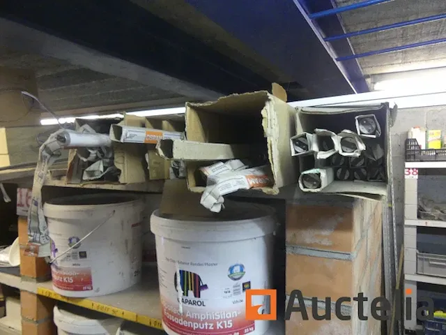 Overblijfsel van tl lamp - afbeelding 2 van  7