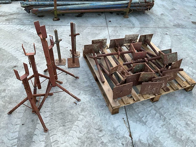 Overige aannemersmateriaal - - afbeelding 1 van  6