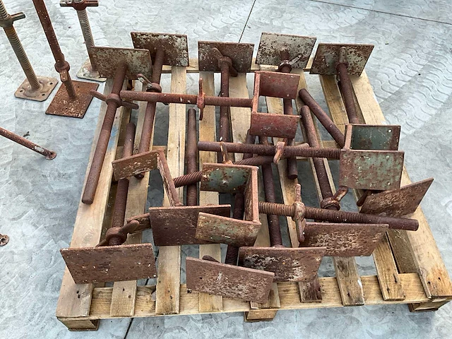 Overige aannemersmateriaal - - afbeelding 3 van  6