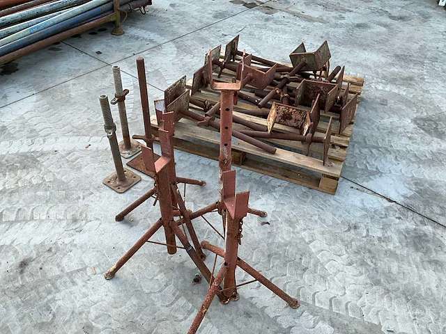 Overige aannemersmateriaal - - afbeelding 5 van  6