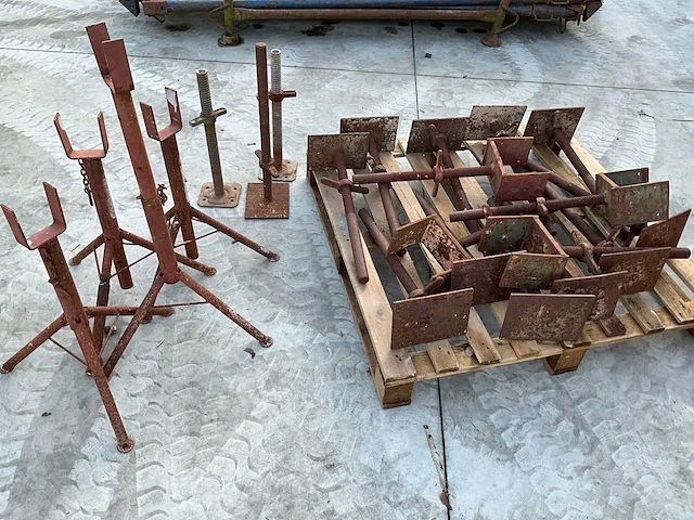 Overige aannemersmateriaal - - afbeelding 6 van  6