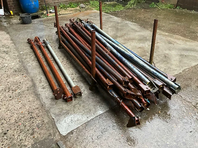 Overige aannemersmateriaal bouwsschoren - afbeelding 2 van  5