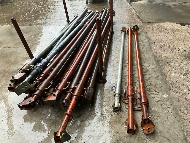 Overige aannemersmateriaal bouwsschoren - afbeelding 4 van  5