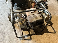 Overige agrarisch waterpomp benzine (2x) + grasmaaier voor onderdelen - afbeelding 1 van  6