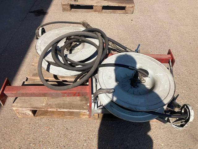 Overige garage inventaris (2x) - afbeelding 1 van  4