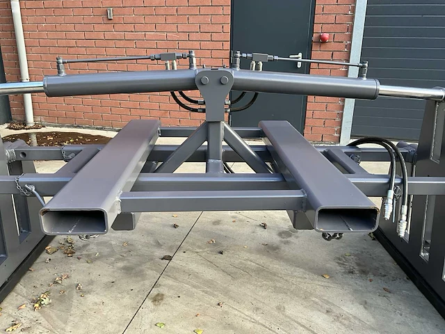 Overige grondverzetapparatuur - hydraulische betonplaat klem - afbeelding 18 van  18