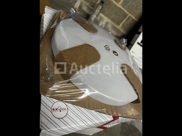 Overstock van meerdere merken - afbeelding 9 van  31