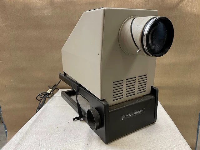 P plus projector - afbeelding 1 van  3