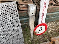 Paalhouder - afbeelding 1 van  1