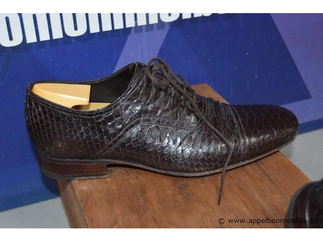 Paar heren schoenen tu - afbeelding 2 van  4