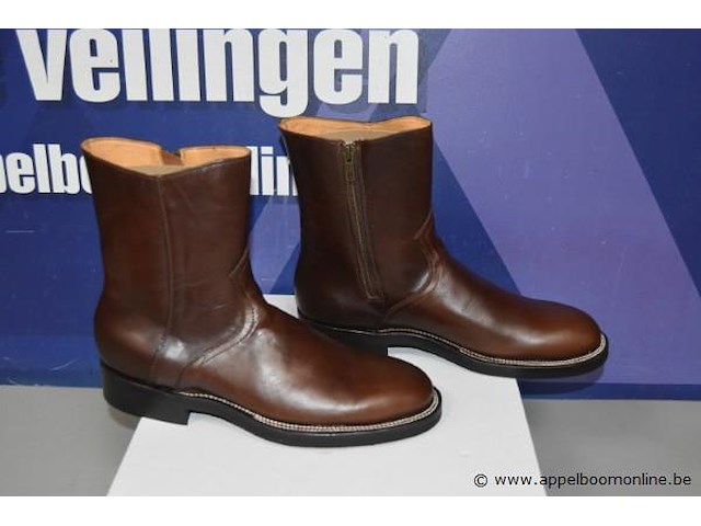 Paar herenlaarzen unmarked maat 42,5 - afbeelding 2 van  4