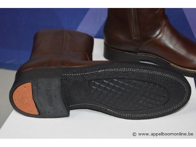 Paar herenlaarzen unmarked maat 42,5 - afbeelding 3 van  4