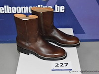 Paar herenlaarzen unmarked maat 42,5 - afbeelding 1 van  4