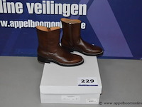 Paar herenlaarzen unmarked maat 42 - afbeelding 1 van  4